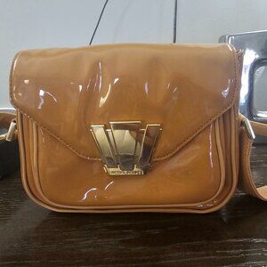Henri Bendel Beige Patent Leather Shoulder Bag